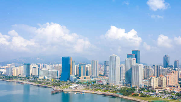美的置业拟分品种发行不超5亿元公司债，利率分别为4.5%及4.2%